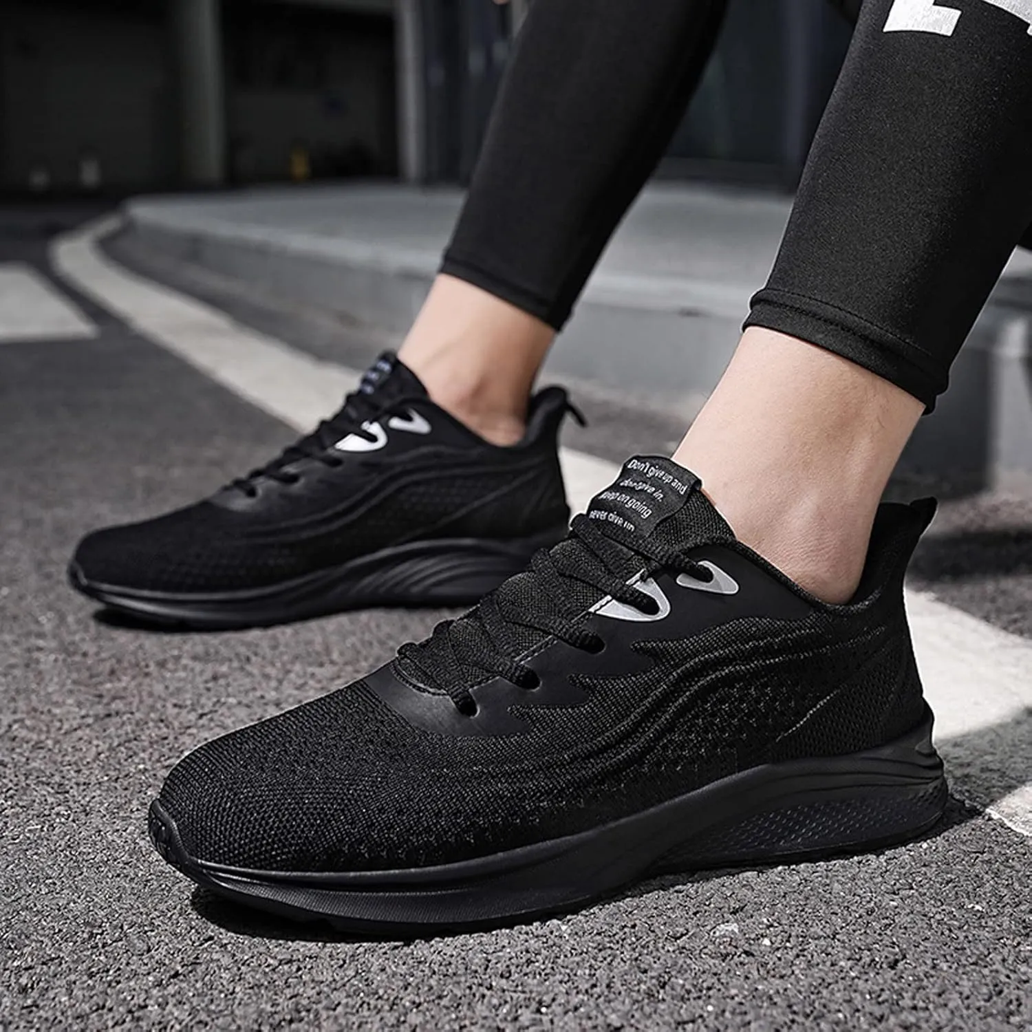 Mens Shoes Mesh Breathable Lace Up Solid Color Casual Fashion Simple Shoes Running Sneaker Mens Sneaker