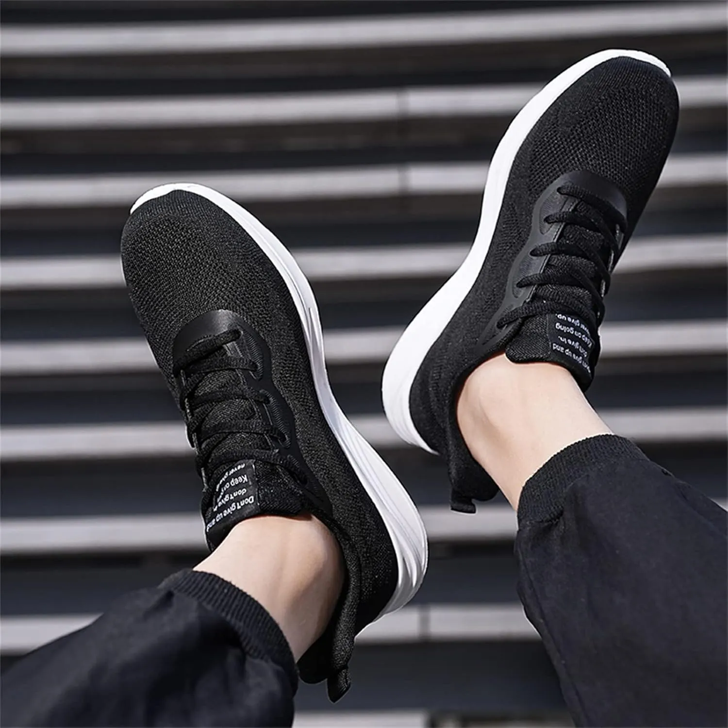Mens Shoes Mesh Breathable Lace Up Solid Color Casual Fashion Simple Shoes Running Sneaker Rack for Men Bedroom