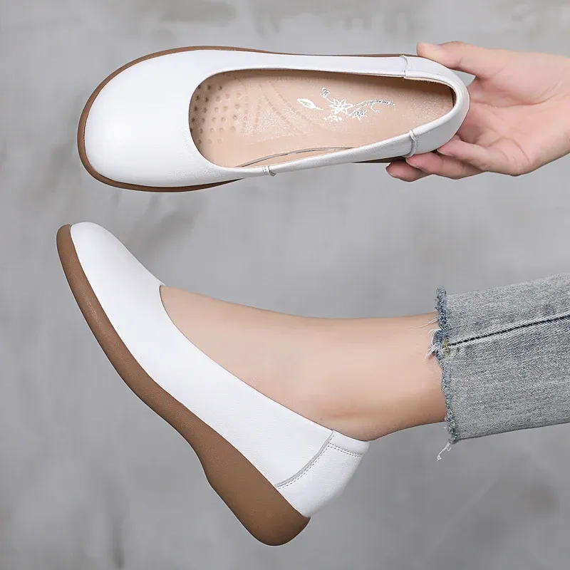 USS Shoes Rosalinda Women's Slip-On Flats